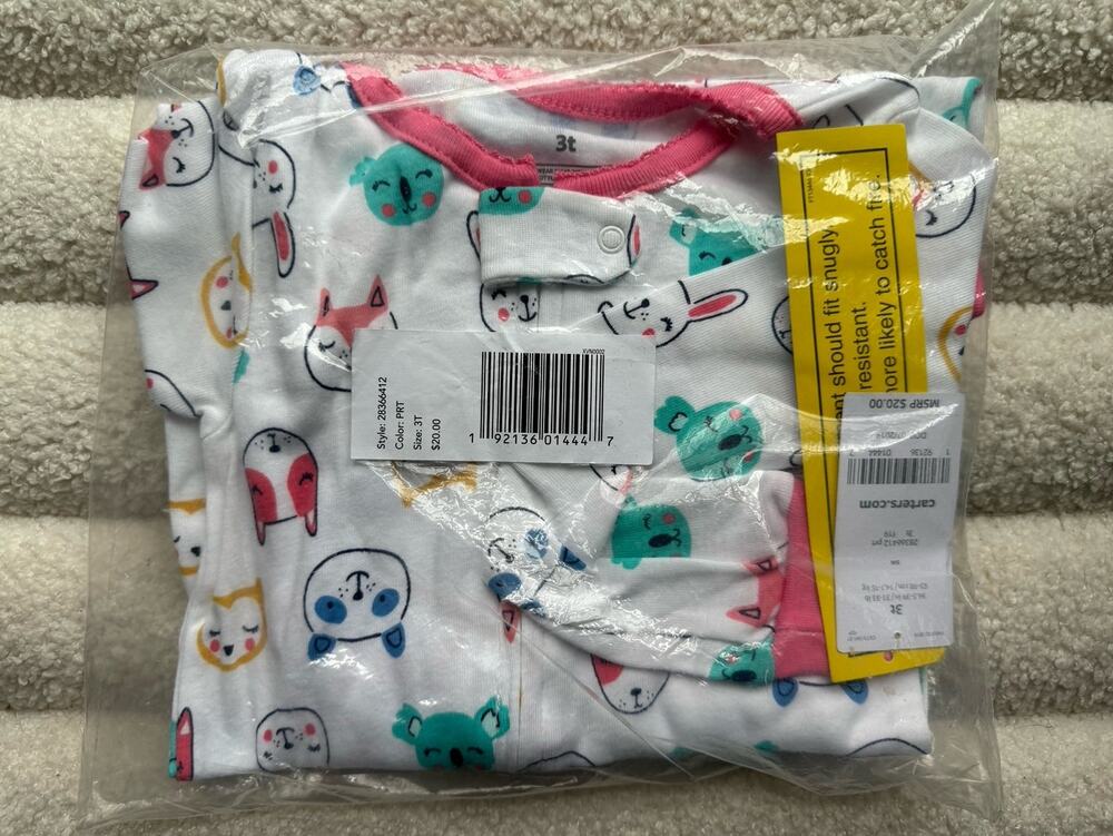 NWT Carter’s girls 3T footed animal pajamas